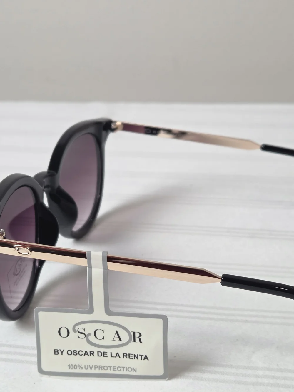 Oscar de la Renta Black Frames with Purple Lenses Sunglasses